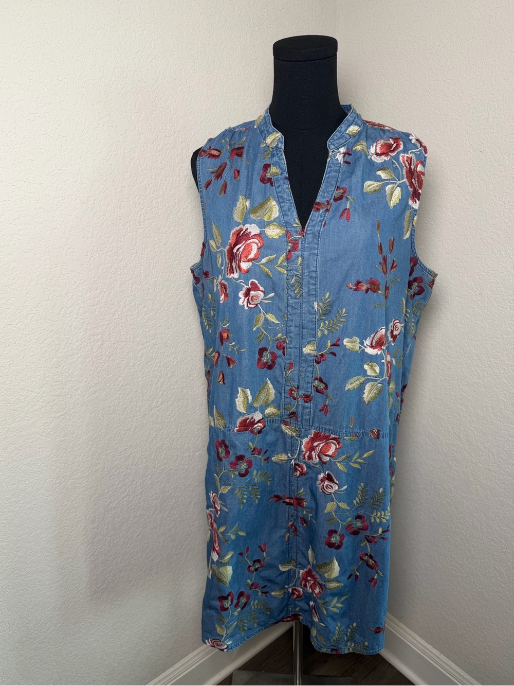 Beige by eci Blue Denim Sleeveless Shift Dress with Red Floral Embroidery